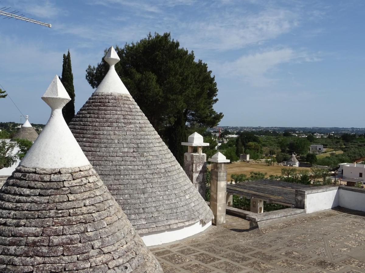 Trulli Di Zia Tata Casa de hóspedes Locorotondo Exterior foto