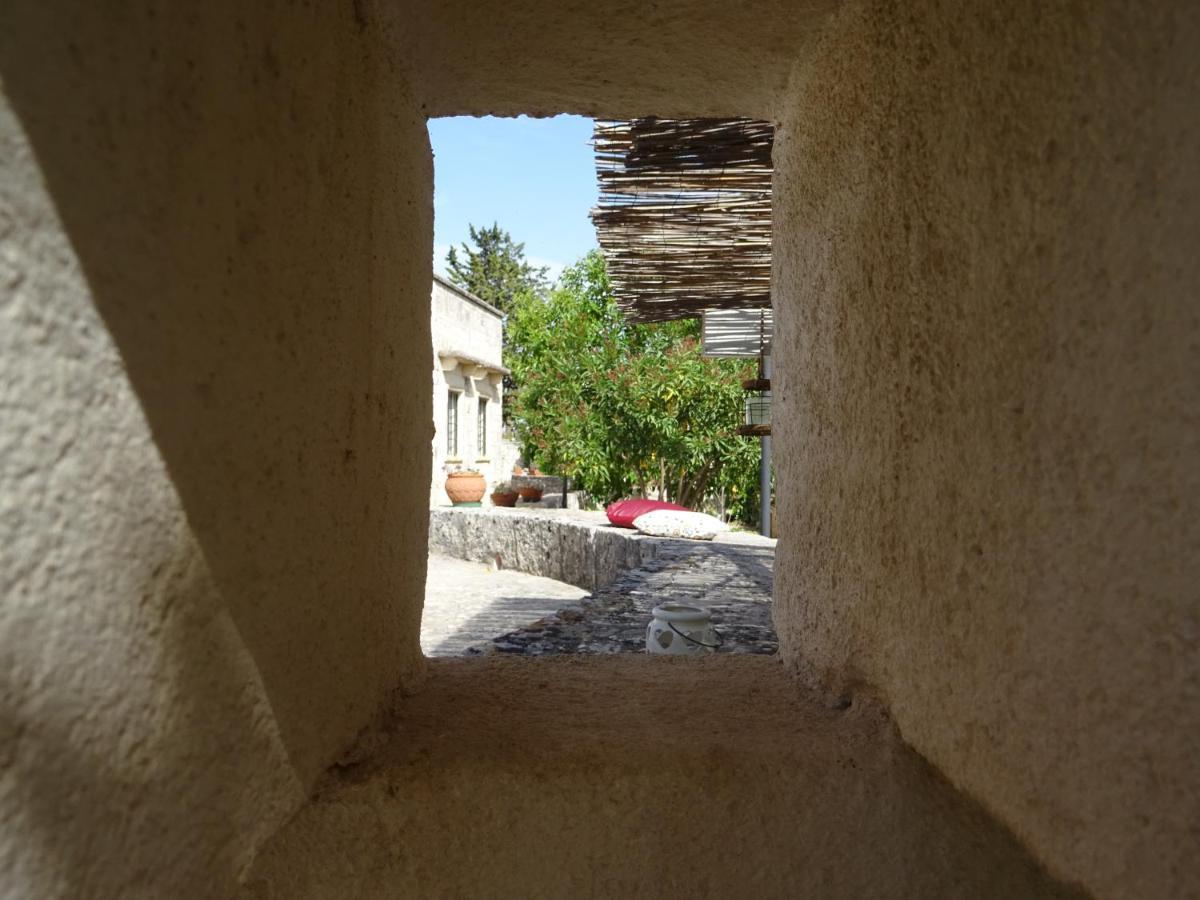 Trulli Di Zia Tata Casa de hóspedes Locorotondo Exterior foto