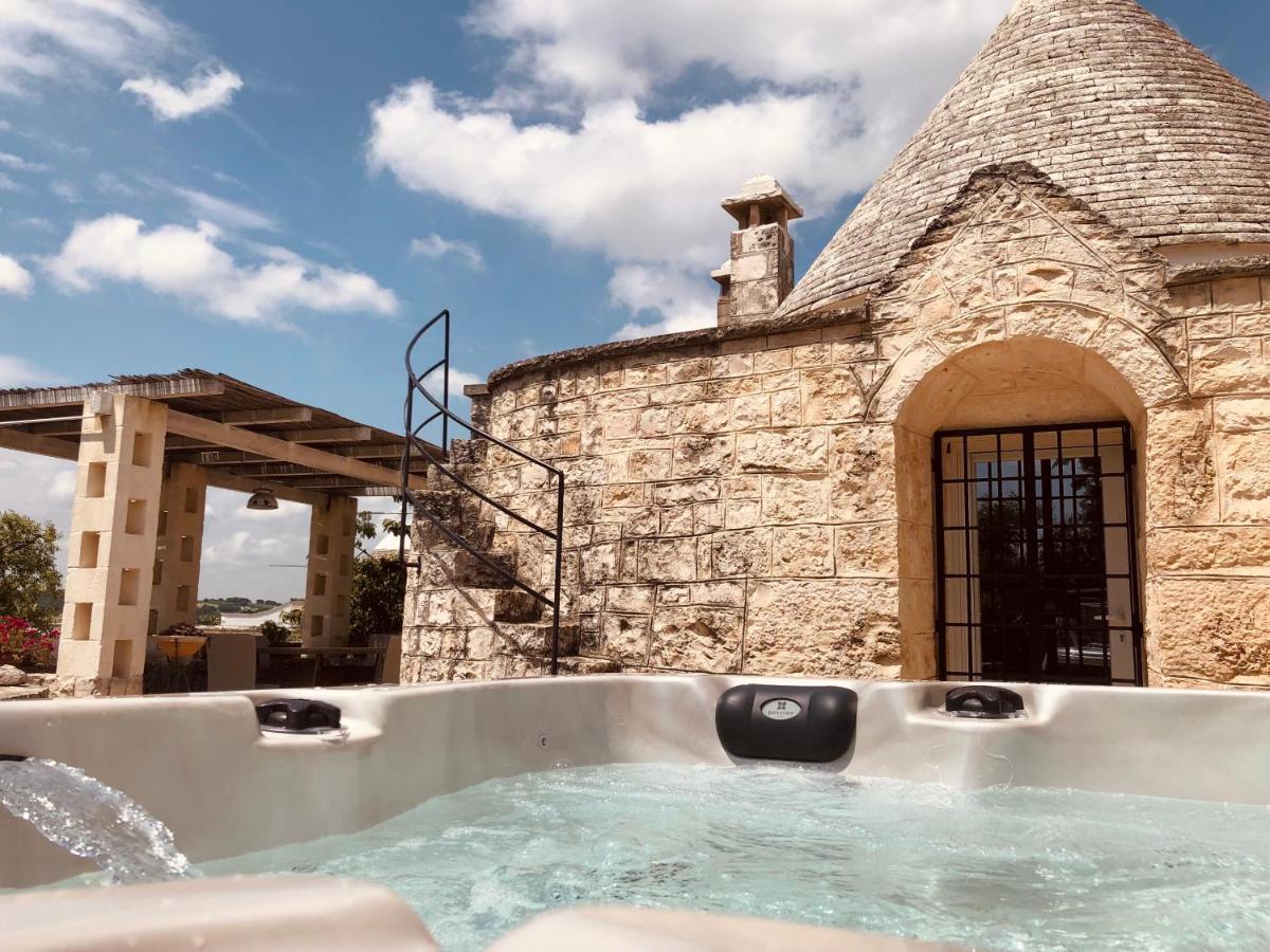 Trulli Di Zia Tata Casa de hóspedes Locorotondo Exterior foto