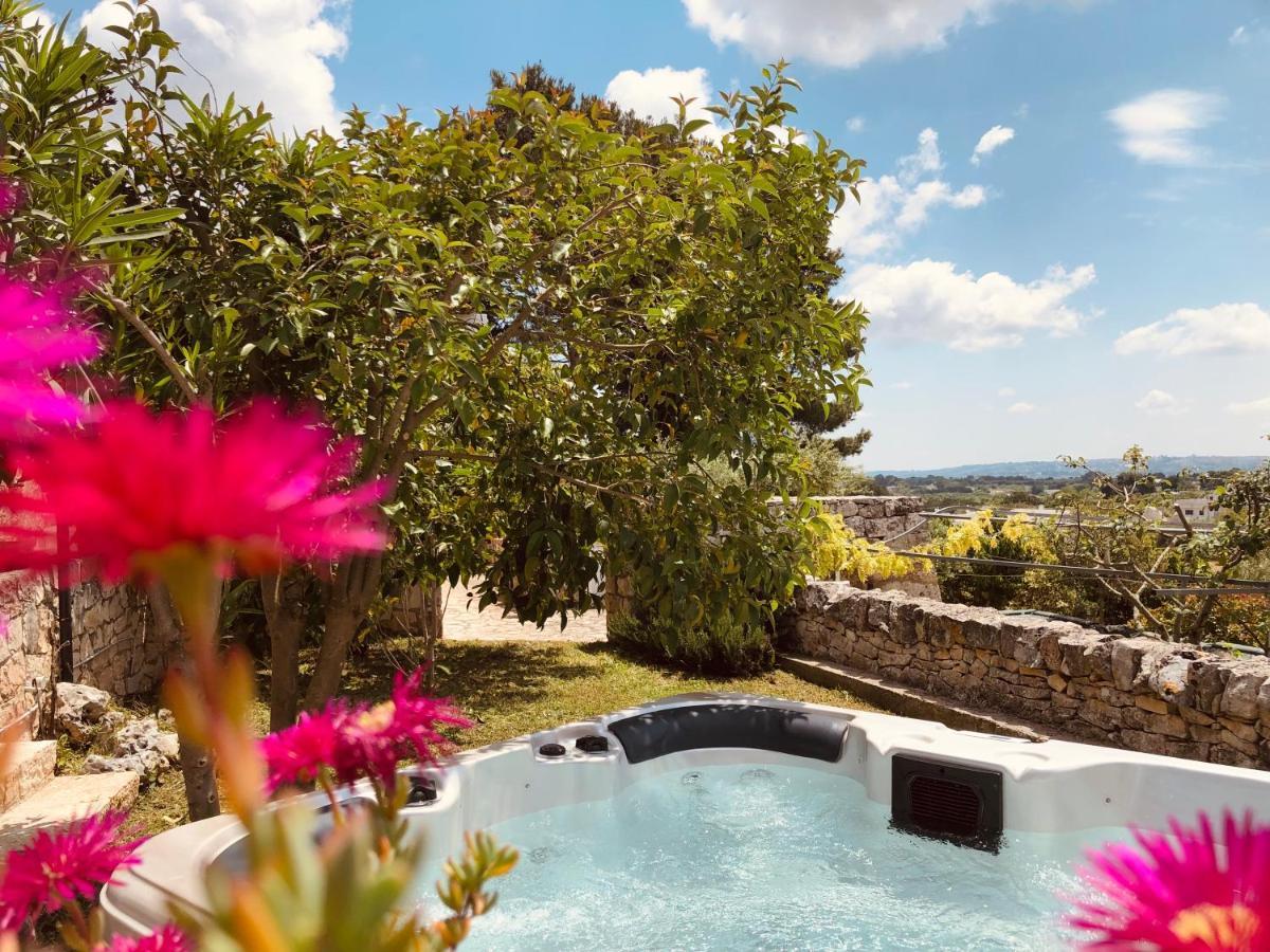 Trulli Di Zia Tata Casa de hóspedes Locorotondo Exterior foto