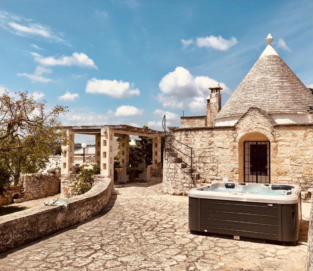 Trulli Di Zia Tata Casa de hóspedes Locorotondo Exterior foto