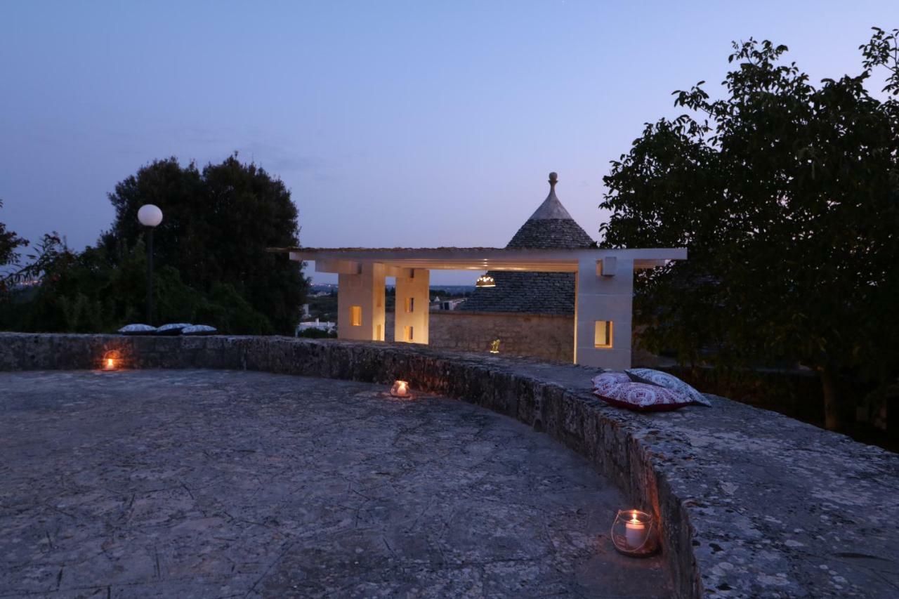 Trulli Di Zia Tata Casa de hóspedes Locorotondo Exterior foto